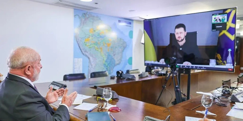 Video Call dengan Zelensky, Lula Bahas Upaya Perdamaian untuk Ukraina