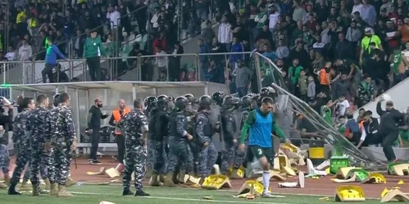 Bentrokan Antar Suporter, Lapangan Sepak Bola Lebanon Diserbu