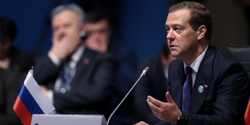 Medvedev: Menangkap Putin atas Surat Perintah ICC sama dengan Pernyataan Perang