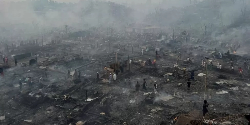 Ribuan Penampungan Pengungsi Rohingya Hangus, Bangladesh Selidiki Kebakaran Kamp Cox's Bazar