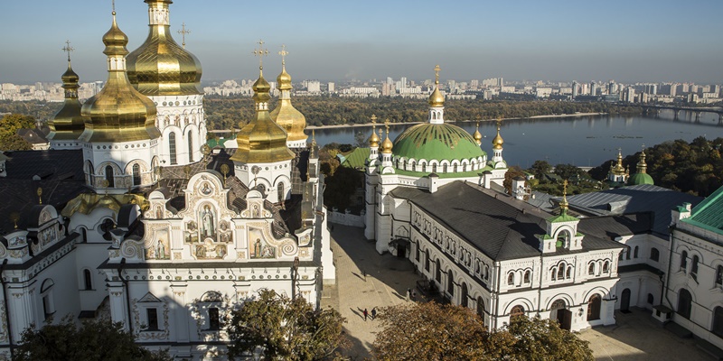 Zelensky Setujui Penutupan Gereja Ortodoks dari Kyiv Pechersk Lavra, Patriark Kirill: Ini Tindakan Komunis