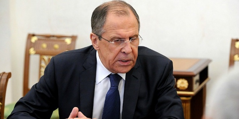 Lavrov:  Barat Mencari Kesempatan Memasukkan Cakarnya ke Rusia