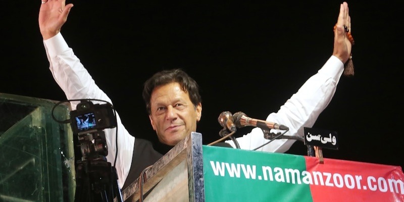 Bawa Surat Penangkapan, Polisi Datangi Rumah Mantan PM Pakistan Imran Khan