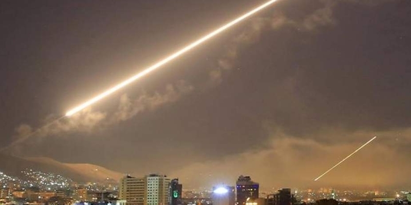 Sistem Pertahanan Udara Suriah Berhasil Tembak Jatuh Rudal Israel di Langit Damaskus