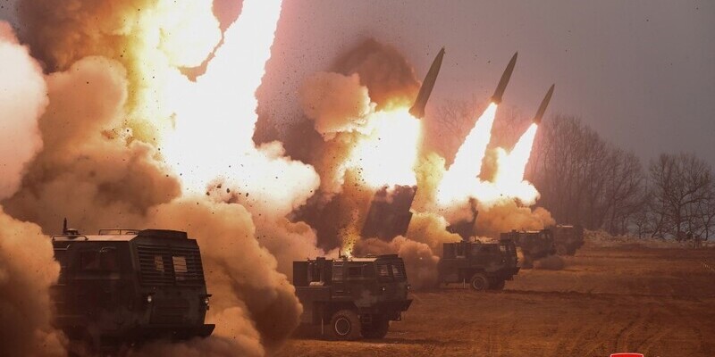 Saksikan Latihan Secara Langsung, Kim Jong Un Apresiasi Pasukan Artileri