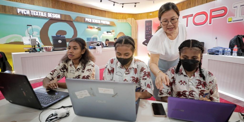 Gandeng Swasta, PYCH Beri Anak Muda Papua Pelatihan Manajemen Hubungan Pelanggan
