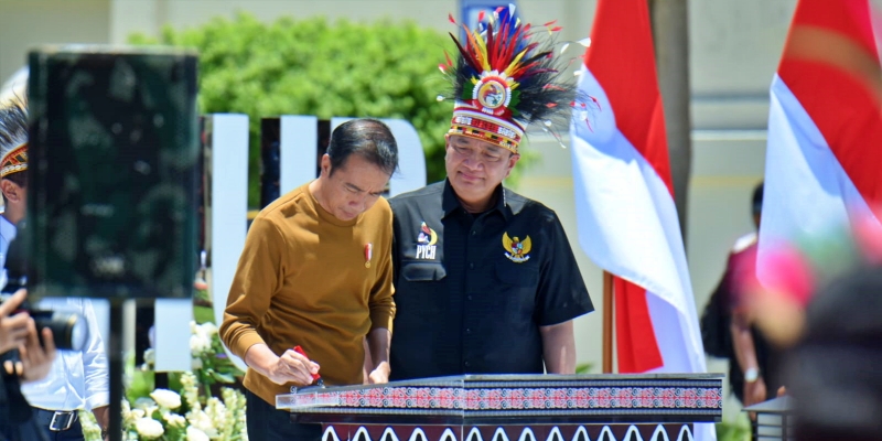 Didampingi Budi Gunawan, Presiden Jokowi Resmikan PYCH untuk Talenta Muda Papua