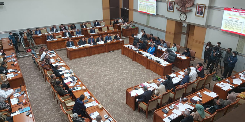 Mahfud Minta Sekretaris MA Diperiksa saat Rapat dengan Komisi III Soal Transaksi 349 Triliun