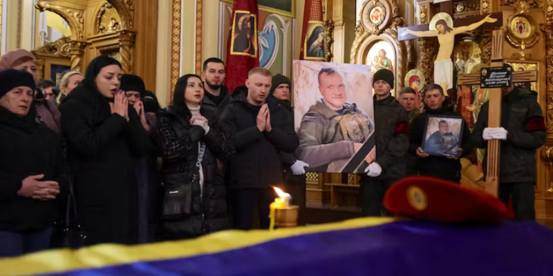 Warga Ukraina Berduka Atas Kematian Juara Tinju Dunia di Medan Perang