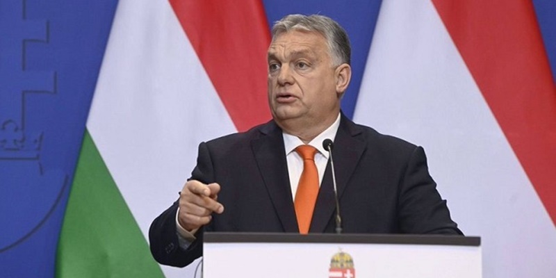 Orban: Konflik Ukraina akan Berakhir Jika AS dan Uni Eropa Berhenti Kirim Uang dan Senjata