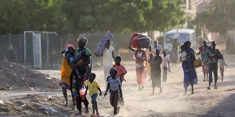 Tak Kuat dengan Konflik Militer, Personel Junta dan Warga Sudan Pilih Lari Ke Chad