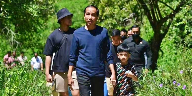 Lebaran Hari Kedua, Jokowi Tinjau Lokasi KTT ASEAN di Labuan Bajo