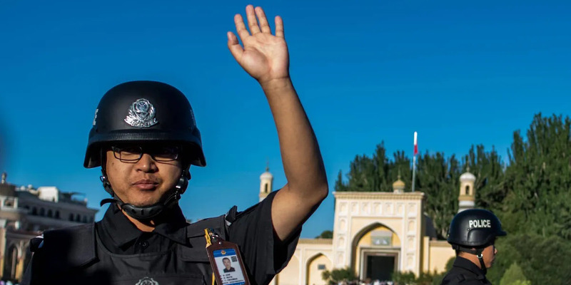 Polisi China Geledah Rumah Warga Uighur di Xinjiang, Larang Rayakan Idulfitri