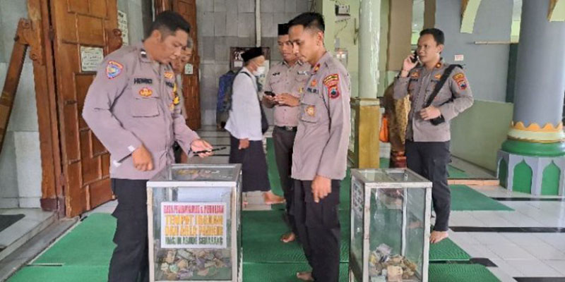 Antisipasi QRIS Palsu, Polrestabes Semarang Cek Kotak Amal Sejumlah Masjid