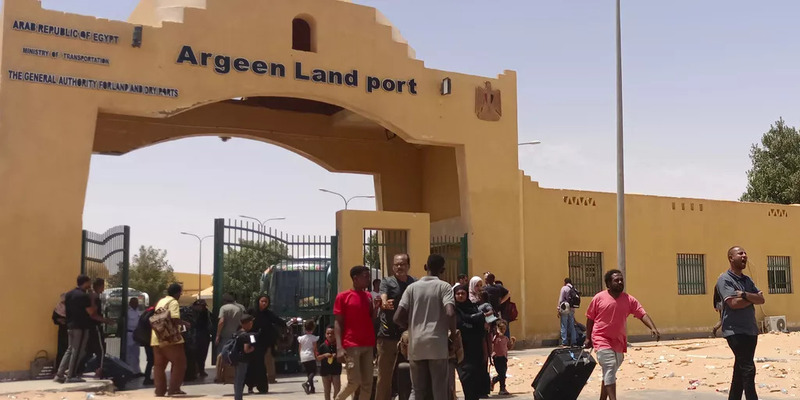 Hindari Konflik Militer, Ribuan Warga Sudan Berbondong-bondong Lari ke Mesir