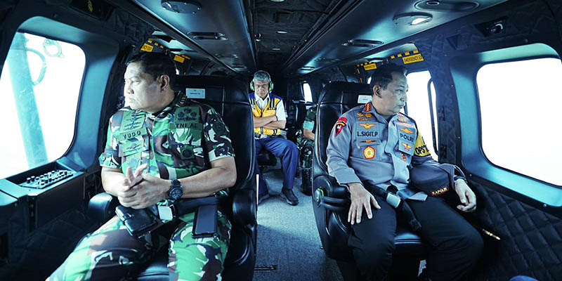 Pantau Lewat Helikopter, Kapolri dan Panglima TNI Pastikan Arus Mudik di Tol Jakarta-Merak hingga Pelabuhan Bakauheni Kondusif