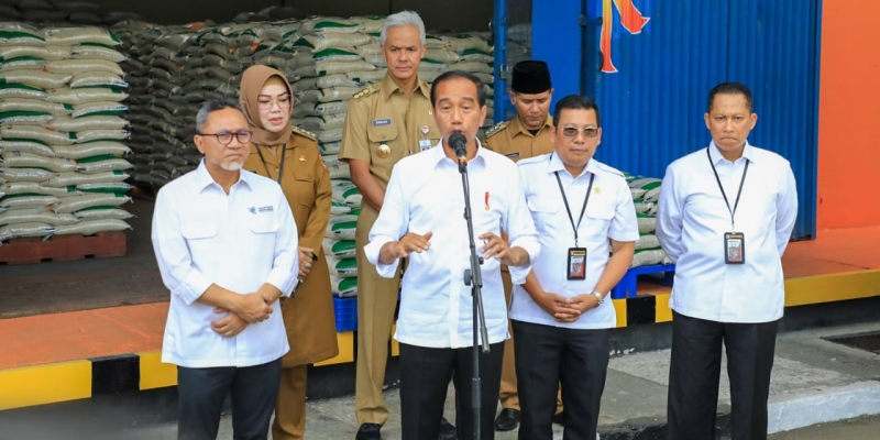 Dampingi Jokowi Luncurkan Bantuan CBP, Ganjar Komitmen Jaga Stabilisasi Harga Beras Jelang Lebaran