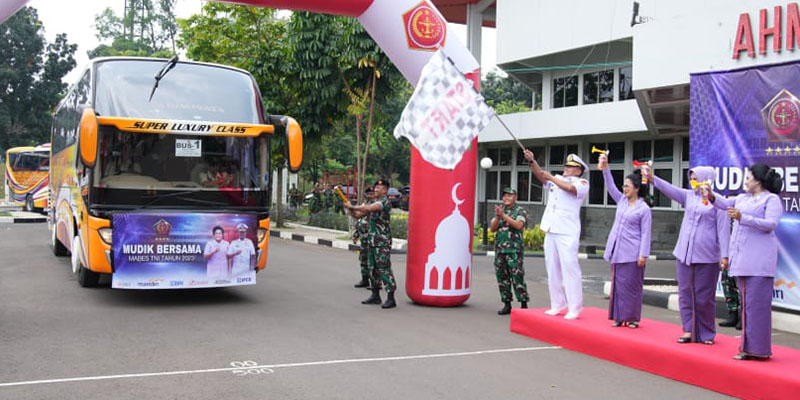 Panglima TNI Ingatkan Kru Bus Utamakan Keselamatan dan Keamanan Seluruh Pemudik