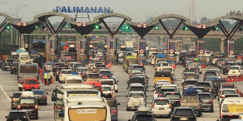 Polri Hentikan One Way dari Cikampek ke Kalikangkung, Jam 2 Malam Ini Lalin Normal