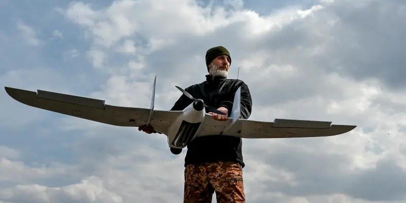 Ukraina Modifikasi Drone Komersial untuk Serang Tank Rusia