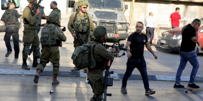 Bentrok dengan Israel di Tepi Barat, Delapan Warga Palestina Terluka