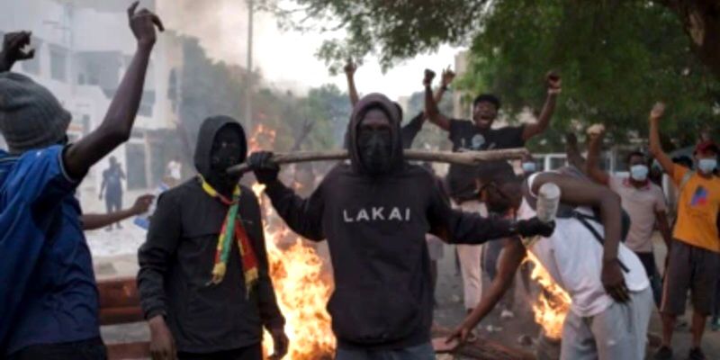 Senegal Bergejolak Lagi, Rumah Pemimpin Oposisi Diblokir Aparat Keamanan