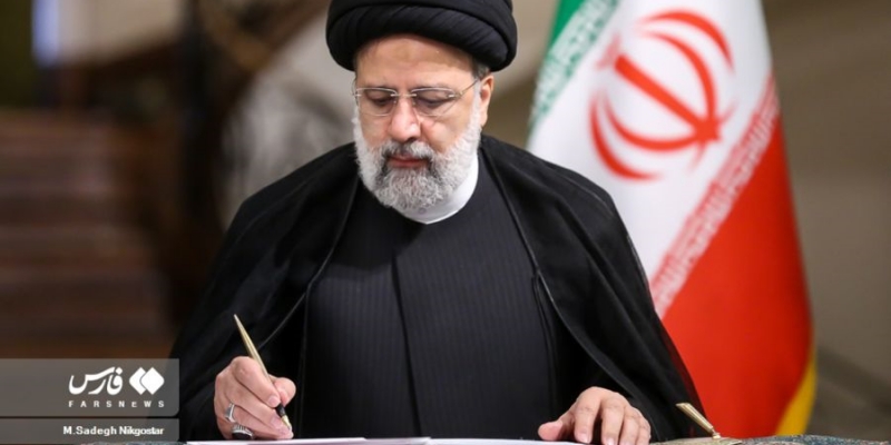 Presiden Iran Calonkan Reza-Morad Sahrayi Sebagai Menteri Pendidikan Baru
