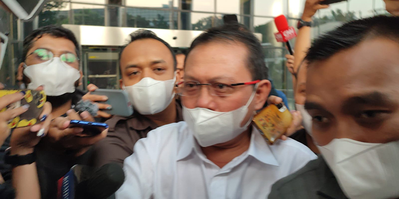 Tak Ditahan, KPK Periksa Sekretaris MA Hasbi Hasan Selama 7 Jam