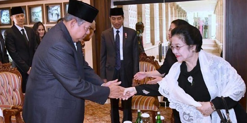 Cegah Jokowi Cawe-cawe Urus Pilpres, Saatnya SBY dan Megawati Turun Gunung
