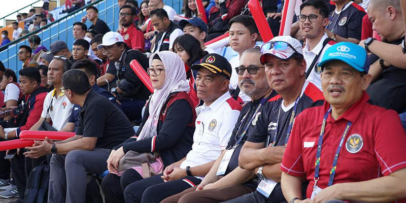 Menko PMK Semangati Langsung Punggawa Garuda di SEA Games 2023 Kamboja