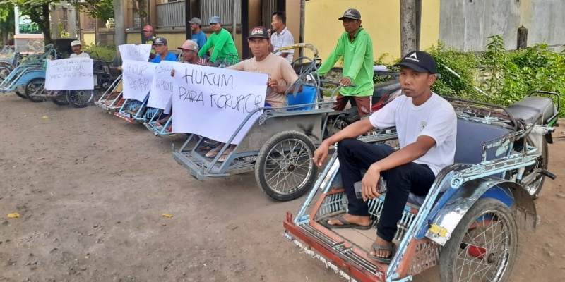 Tukang Becak di Probolinggo Dukung KPK Terus Bertaji Berantas Korupsi