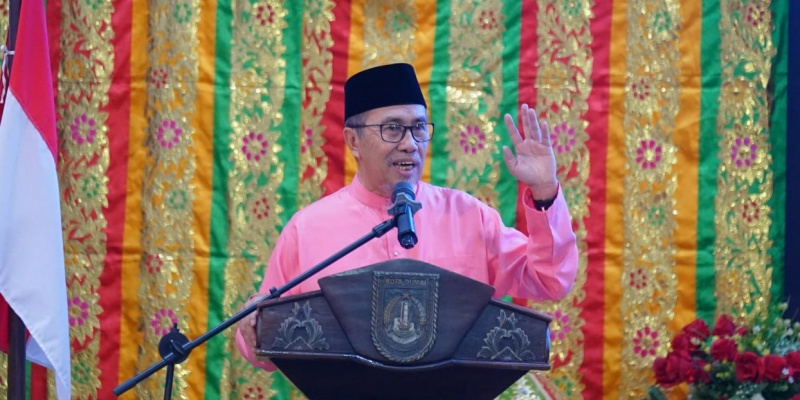 Terima Penghargaan, Gubernur Riau juga Jalin MoU Bersama UII dan UNY