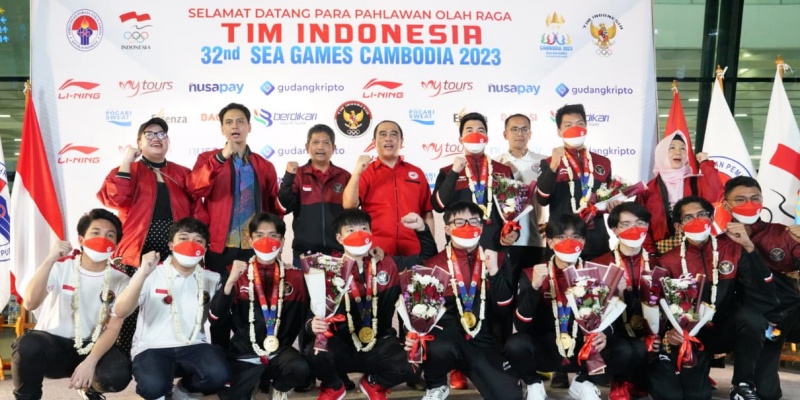 Boyong Emas SEA Games 2023, Tim Putri Esports Indonesia Disambut Bak Pahlawan