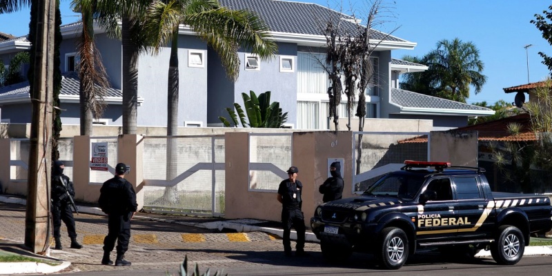 Polisi Brasil Gerebek Rumah Mantan Presiden Jair Bolsonaro