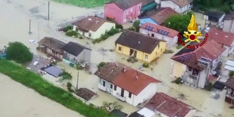 Belasan Sungai Jebol, Italia Dilanda Banjir Bandang