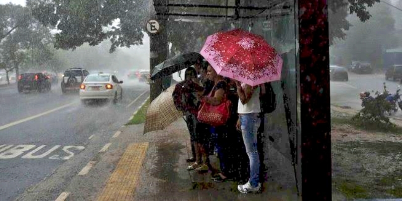 BMKG: Tiga Wilayah di Jakarta akan Turun Hujan Disertai Petir