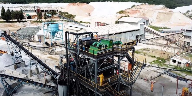 Dijarah Habis-habisan oleh China, Zimbabwe Tutup Sementara Tambang Lithium Terbesar
