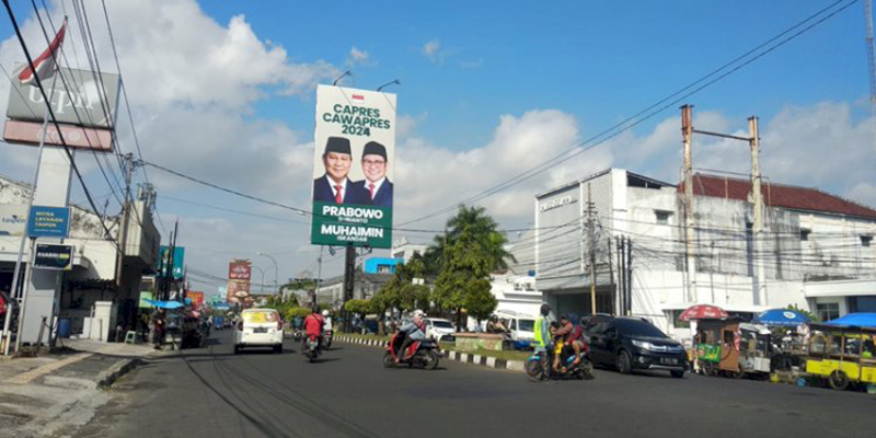 Baliho Jumbo Prabowo-Cak Imin Mulai Muncul di Tasikmalaya
