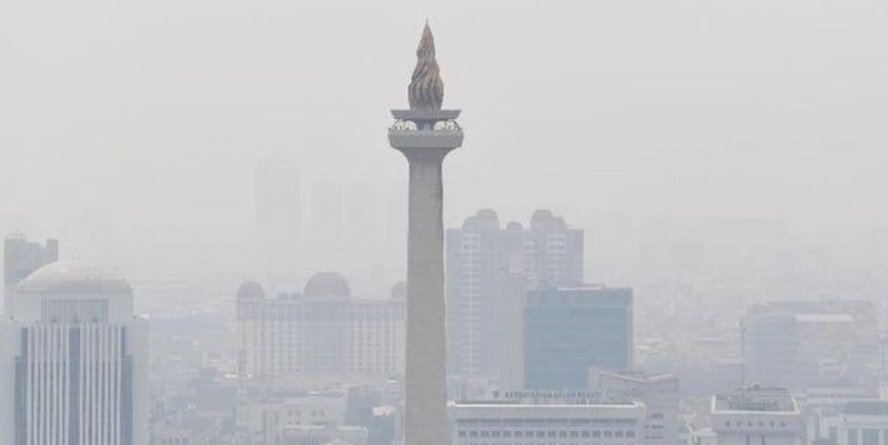 Beda Kelas dengan Anies, Heru Budi Tak Punya Empati soal Polusi Udara Jakarta