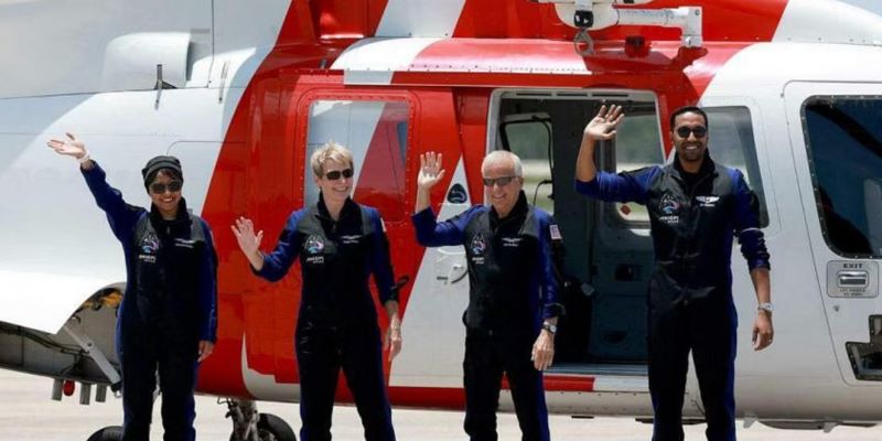 Kapsul SpaceX Crew Dragon yang Membawa Perempuan Arab Pertama ke Orbit, Berhasil Mendarat di Bumi