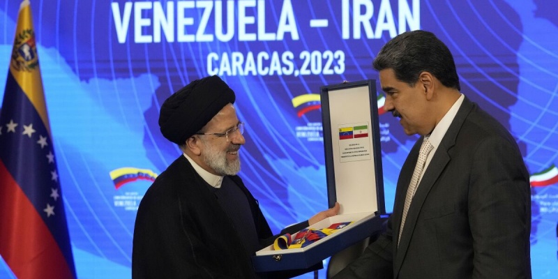 Singgung AS, Ebrahim Raisi: Iran dan Venezuela Punya Musuh yang Sama