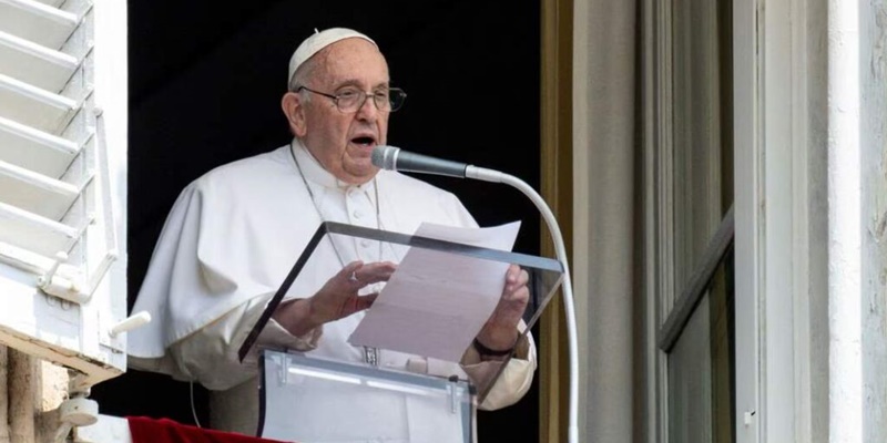 Paus Fransiskus Kecam Serangan Teroris di Sekolah Uganda