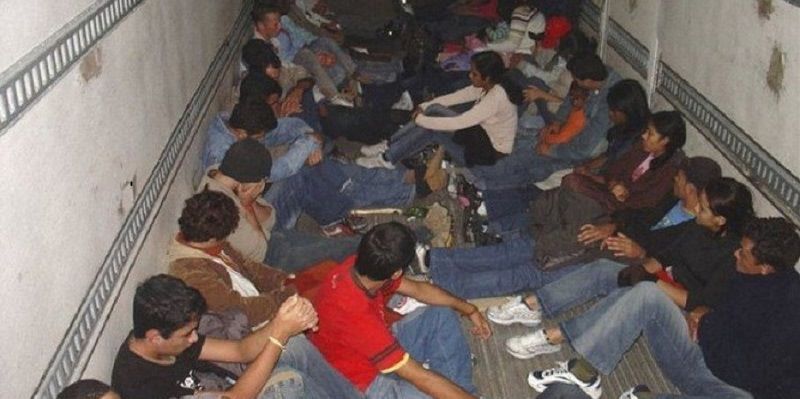Meksiko Temukan 129 Migran di Dalam Truk Trailer