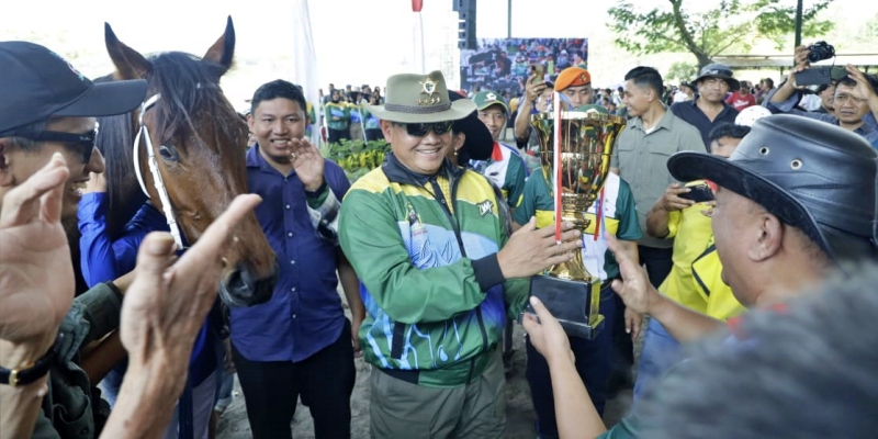 Kembangkan Industri Olahraga, Panglima TNI Gelar Kejuaraan Pacuan Kuda di Pasuruan