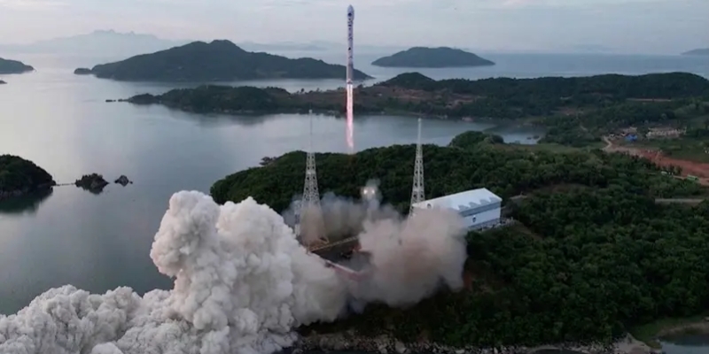 Diduga Terlibat Peluncuran Roket Satelit, Kelompok Peretas Korut Disanksi Korsel