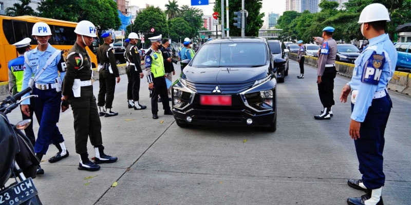 Puspom TNI Gelar Razia, Sasar Kendaraan Dinas Masuk Jalur Transjakarta