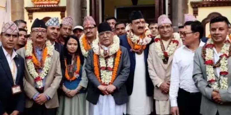 PM Nepal Dibanjiri Kritikan Usai Kunjungi Kuil Hindu