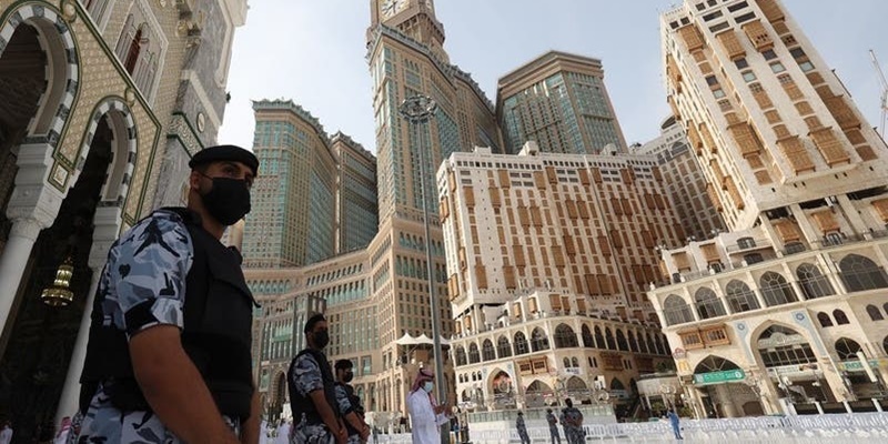 Jelang Ibadah Haji 2023, Saudi Kerahkan Lebih dari 14.000 Staf Keamanan dan 8.000 Sukarelawan