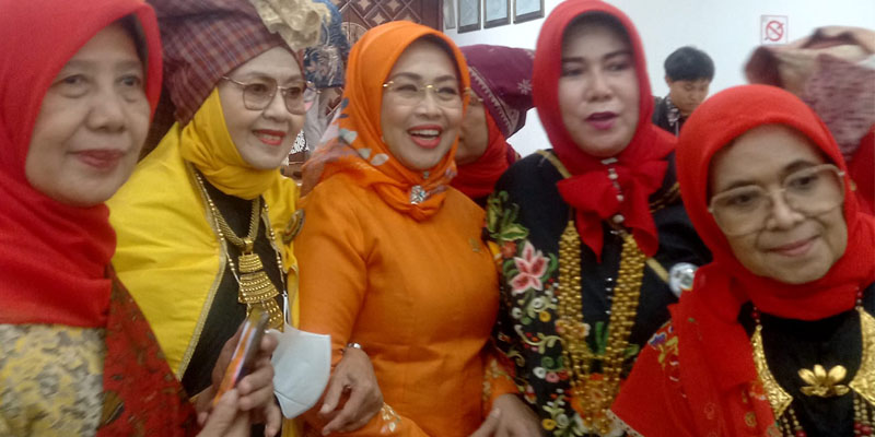 Anggota DPD RI Dukung Bundo Kanduang Galang Dana Bangun Gedung Dakwah
