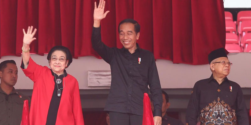 Di Hadapan Ribuan Kader PDIP, Jokowi: Selamat Berjuang untuk Menang